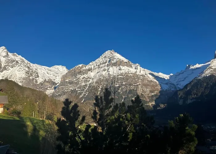 Surfers Horizon Loft With Balcony & Panoramic Views Appartamento Grindelwald