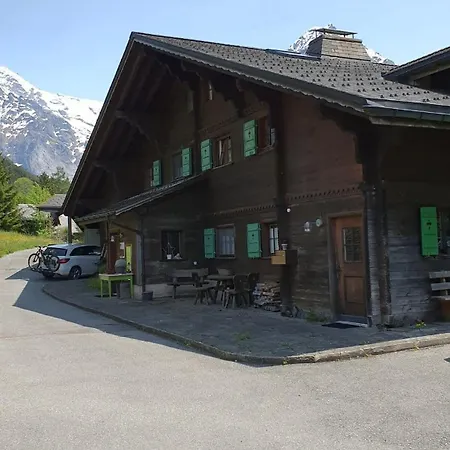 Surfers Horizon Loft With Balcony & Panoramic Views Grindelwald